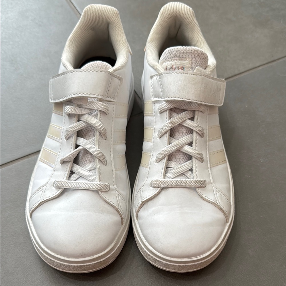 Adidas Grand Court Girls White and Cream Sneakers
